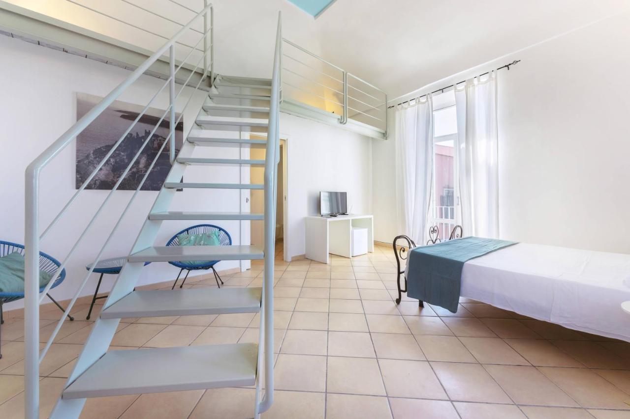 Palazzo Attila - Gioia Apartments Procida Eksteriør bilde
