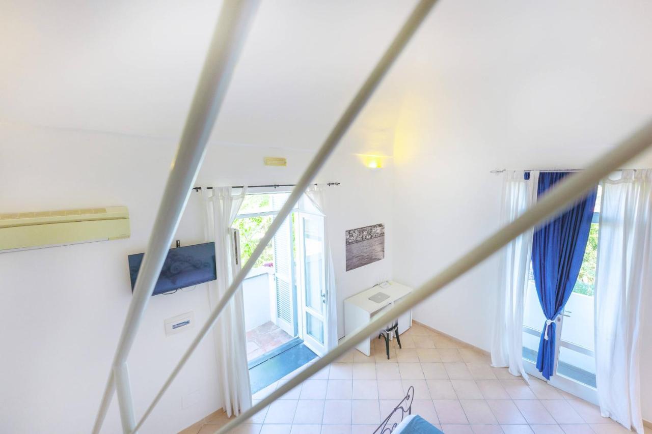 Palazzo Attila - Gioia Apartments Procida Eksteriør bilde