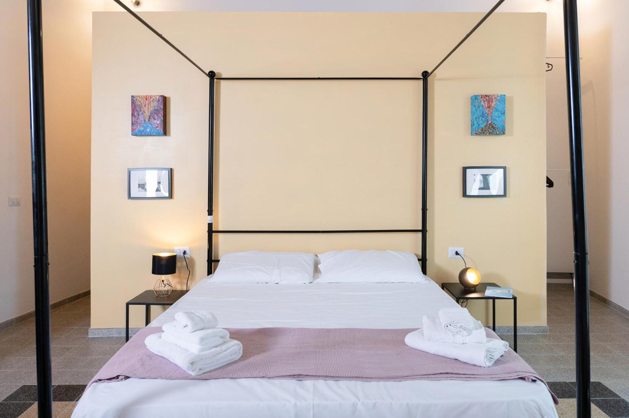 Palazzo Attila - Gioia Apartments Procida Eksteriør bilde